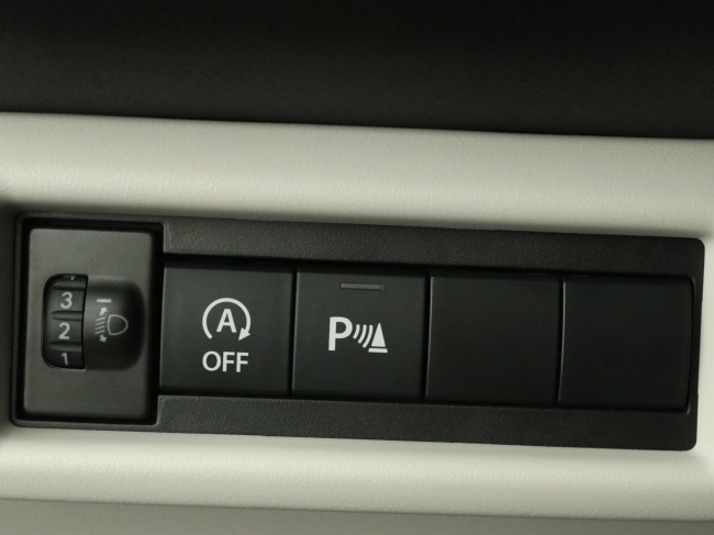 Suzuki Swift - 1.2 Comfort Smart Hybrid