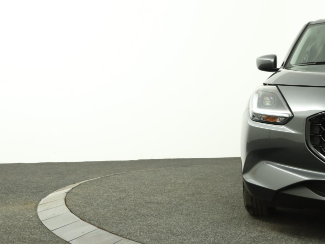 Suzuki Swift - 1.2 Comfort Smart Hybrid