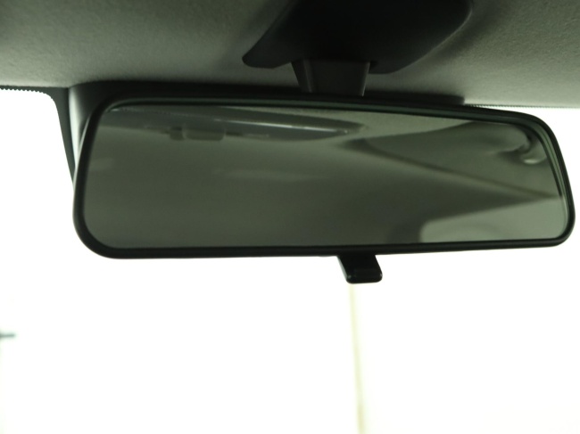 Suzuki Swift - 1.2 Comfort Smart Hybrid