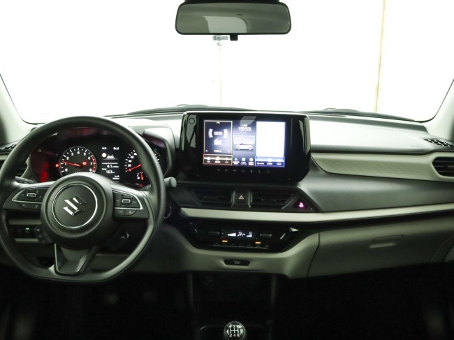 Suzuki Swift - 1.2 Comfort Smart Hybrid