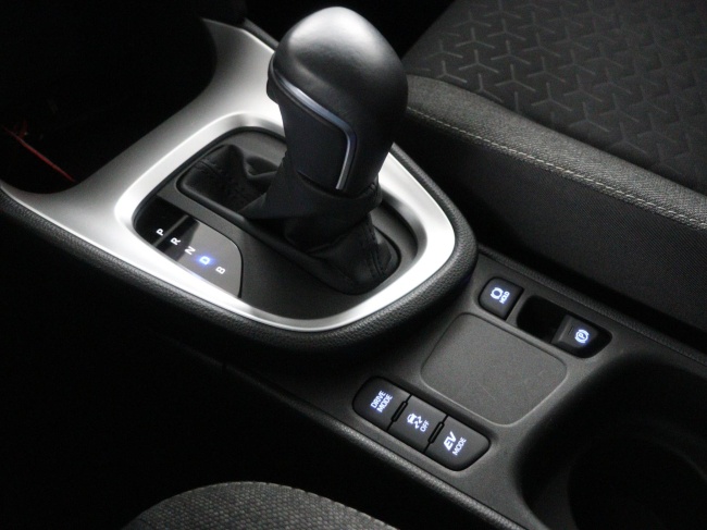 Toyota Yaris Cross - 1.5 Hybrid First Edition