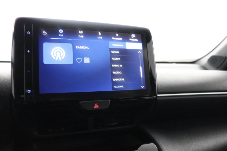 Toyota Yaris Cross - 1.5 Hybrid First Edition 8