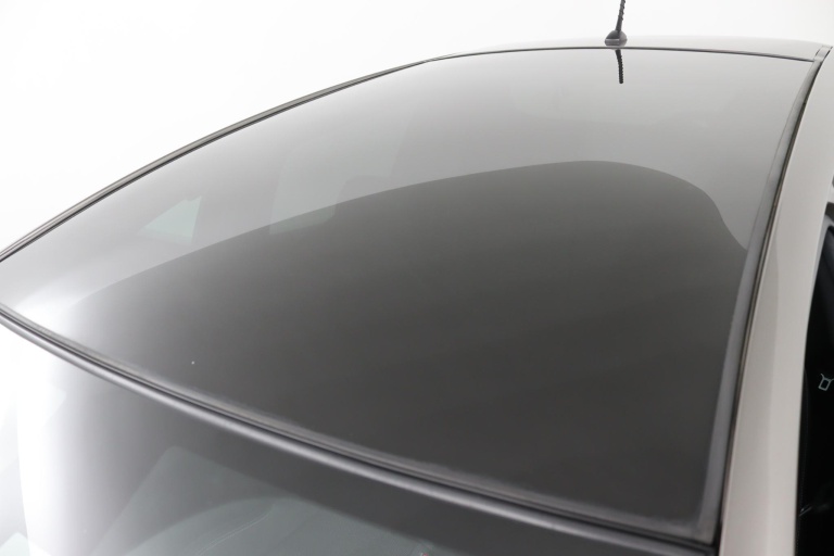 Toyota Yaris - 1.5 Hybrid Executive 13