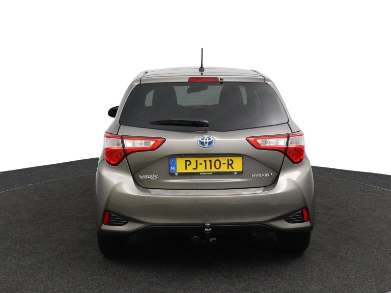 Toyota Yaris - 1.5 Hybrid Executive 8