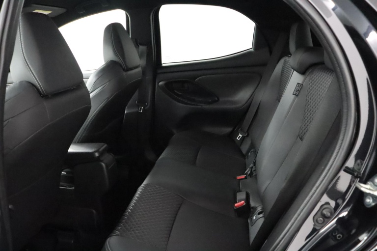 Toyota Yaris - 1.5 Hybrid Executive 18