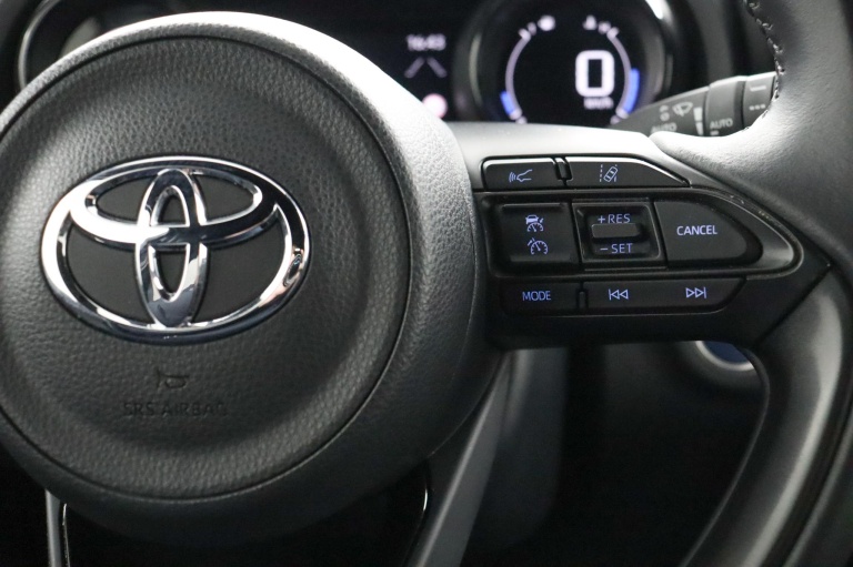 Toyota Yaris - 1.5 Hybrid Executive 21