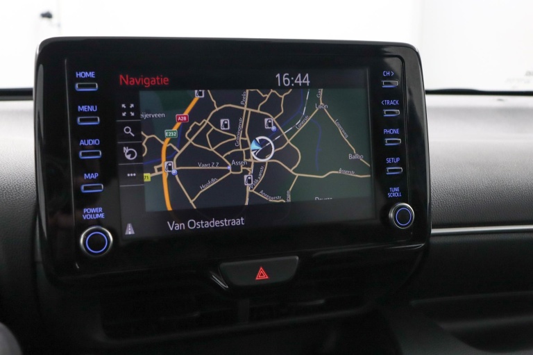 Toyota Yaris - 1.5 Hybrid Executive 28