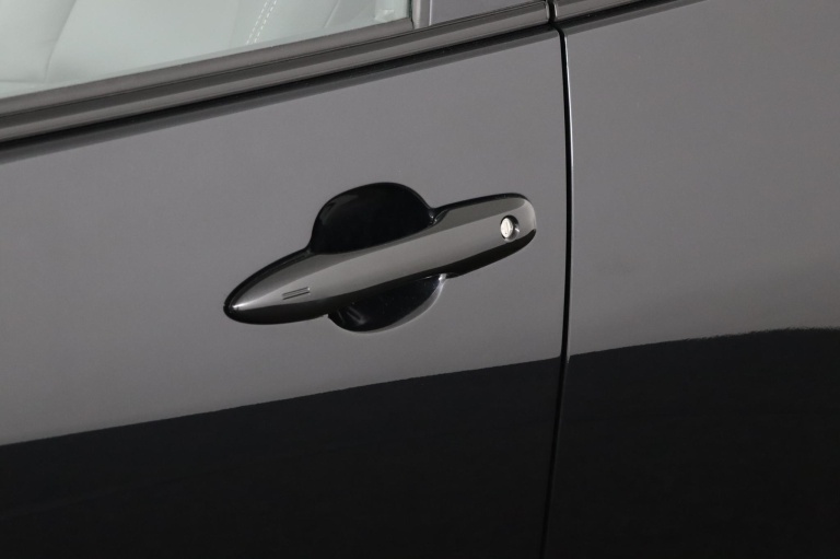 Toyota Yaris - 1.5 Hybrid Executive 38