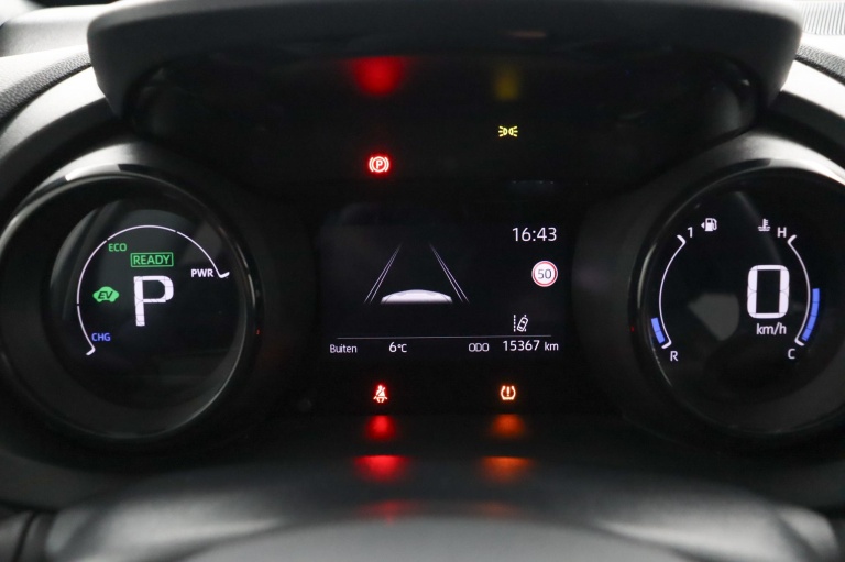 Toyota Yaris - 1.5 Hybrid Executive 44