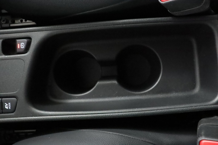 Toyota Yaris - 1.5 Hybrid Executive 56