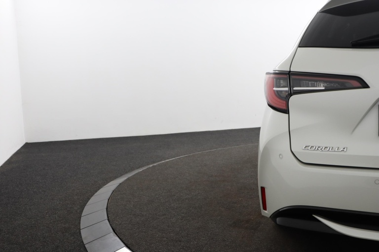 Toyota Corolla Touring Sports - 2.0 Hybrid Executive 40