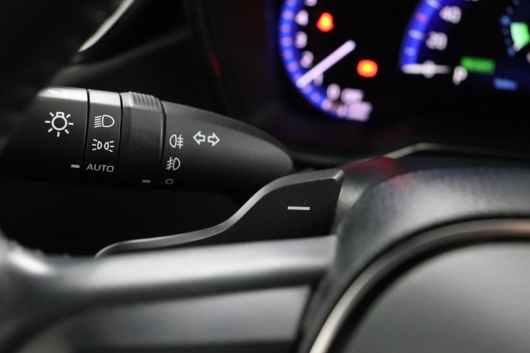 Toyota Corolla Touring Sports - 2.0 Hybrid Executive 52