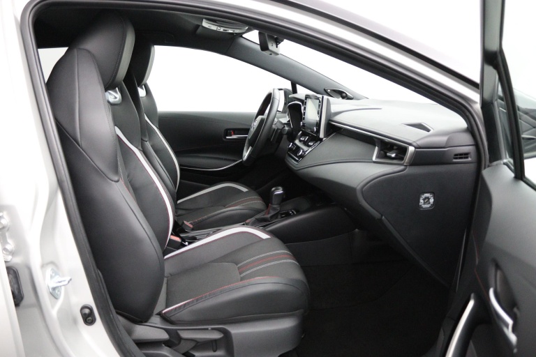 Toyota Corolla Touring Sports - 2.0 Hybrid GR-Sport Plus 22