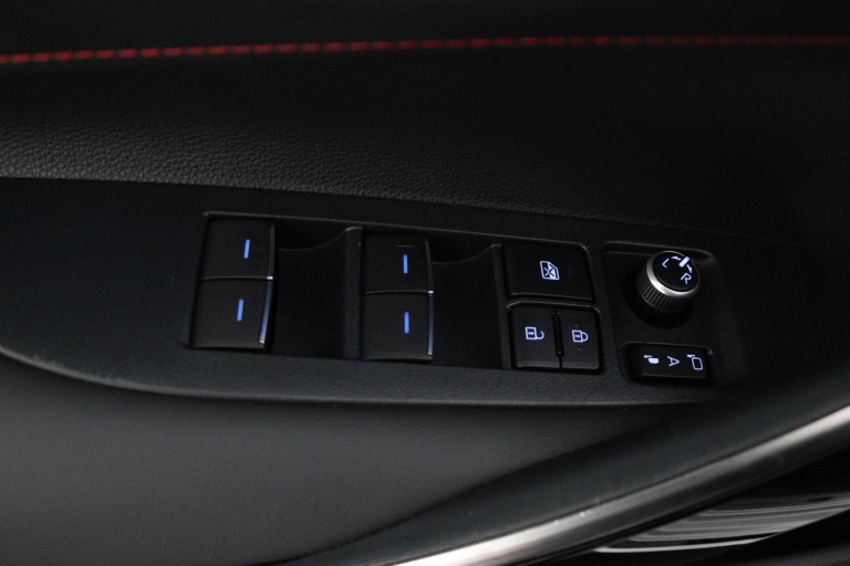 Toyota Corolla Touring Sports - 2.0 Hybrid GR-Sport Plus 29