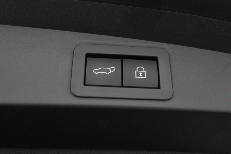 Toyota Corolla Touring Sports - 2.0 Hybrid GR-Sport Plus 42