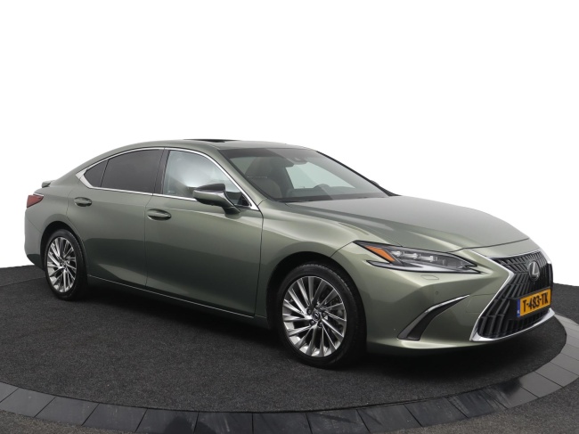 Lexus ES - 300h President Line