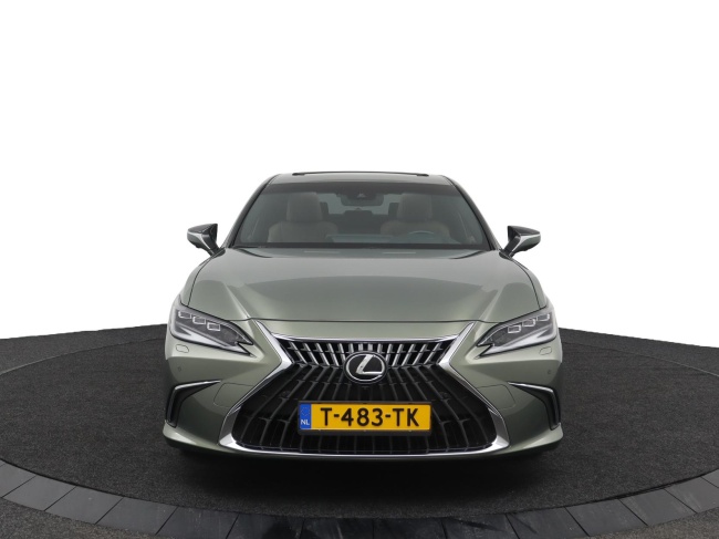Lexus ES - 300h President Line