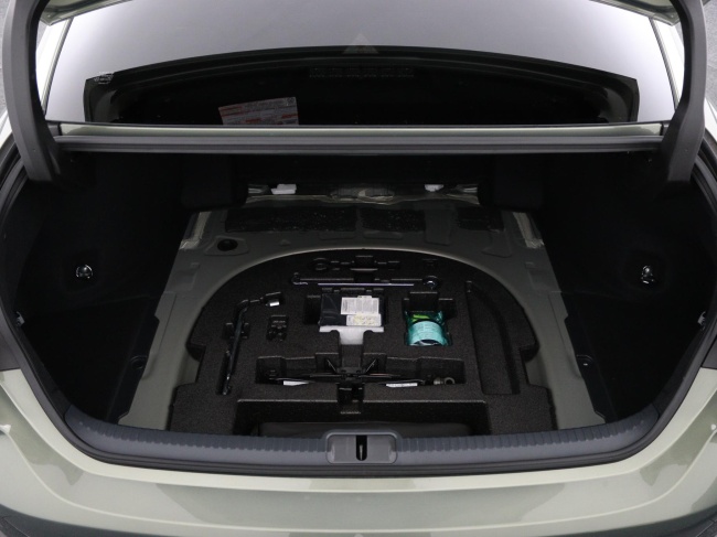 Lexus ES - 300h President Line