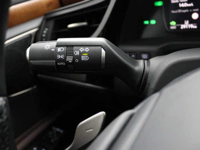 Lexus ES - 300h President Line