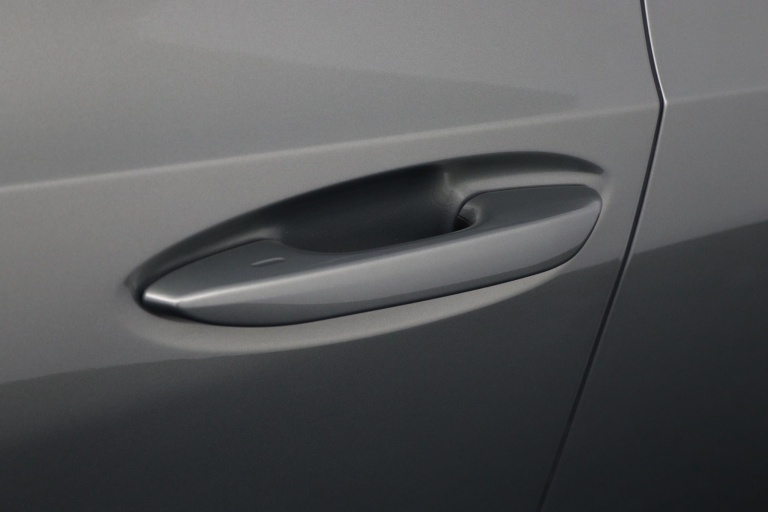 Lexus ES - 300h President Line 37