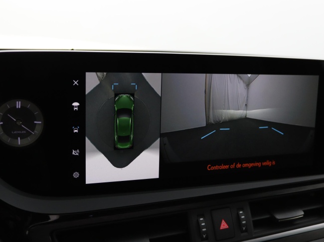 Lexus ES - 300h President Line