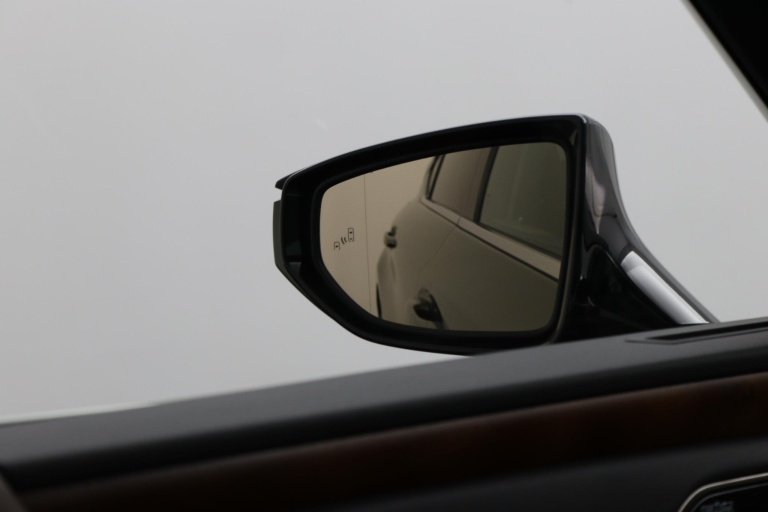 Lexus ES - 300h President Line 57