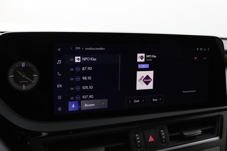 Lexus ES - 300h President Line 8