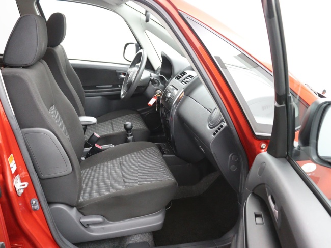 Suzuki SX4 - 1.6 Shogun