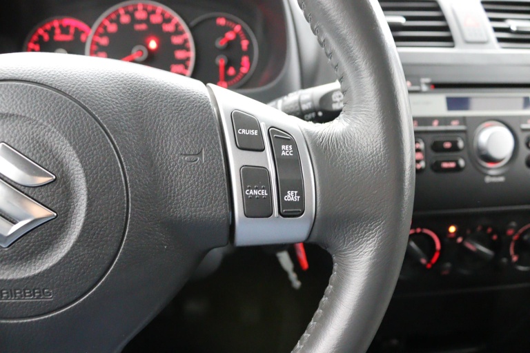 Suzuki SX4 - 1.6 Shogun 16