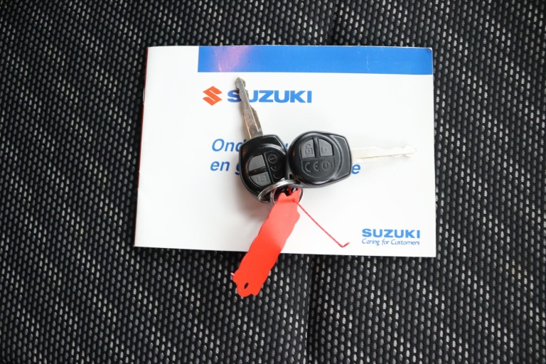 Suzuki SX4 - 1.6 Shogun 20