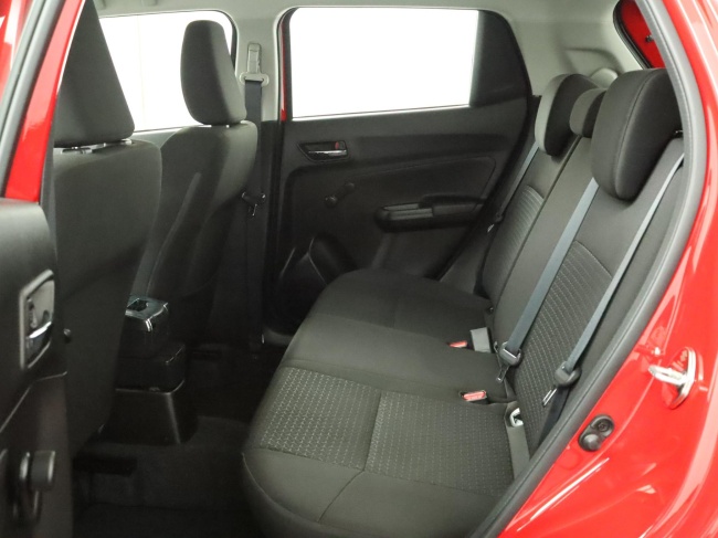 Suzuki Swift - 1.2 Comfort Smart Hybrid
