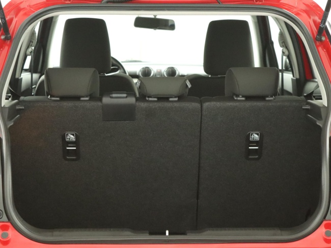 Suzuki Swift - 1.2 Comfort Smart Hybrid