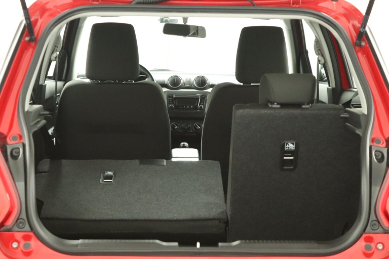 Suzuki Swift - 1.2 Comfort Smart Hybrid 24