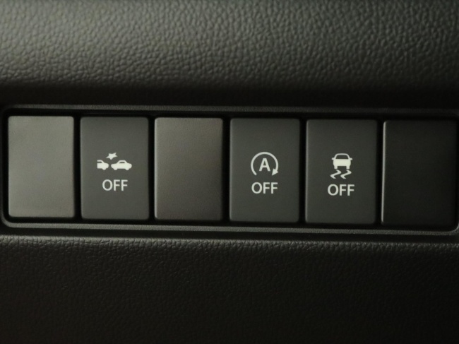 Suzuki Swift - 1.2 Comfort Smart Hybrid