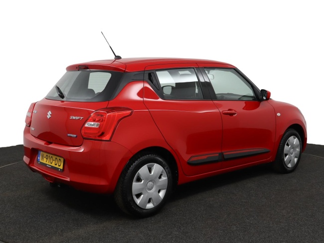 Suzuki Swift - 1.2 Comfort Smart Hybrid