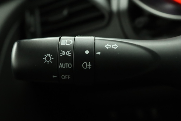 Suzuki Swift - 1.2 Comfort Smart Hybrid 30