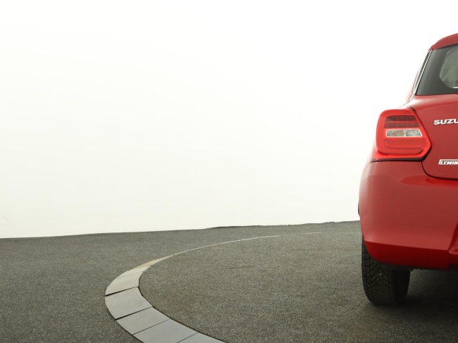 Suzuki Swift - 1.2 Comfort Smart Hybrid