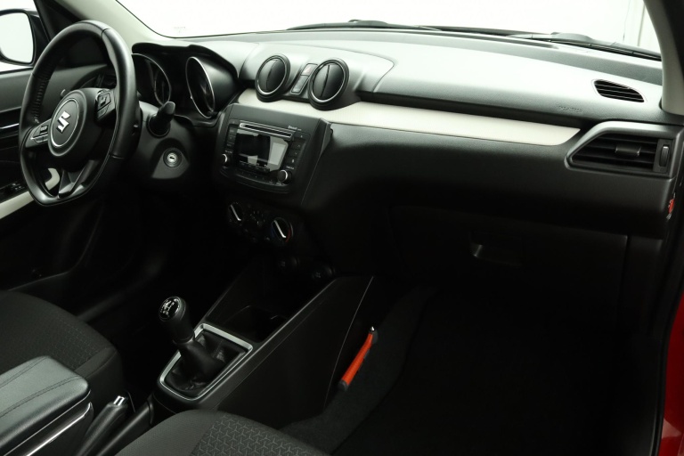 Suzuki Swift - 1.2 Comfort Smart Hybrid 40