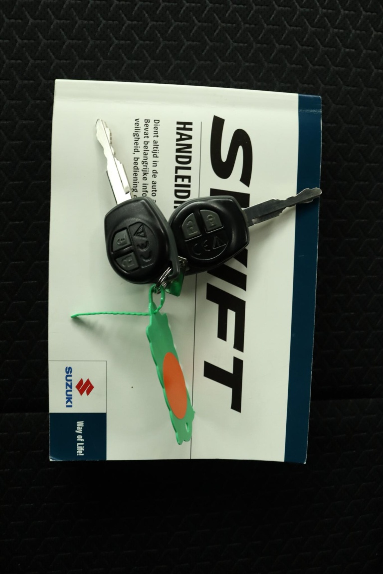 Suzuki Swift - 1.2 Comfort Smart Hybrid 9