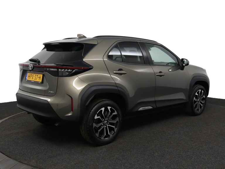 Toyota Yaris Cross - 1.5 Hybrid 115 First Edition 2