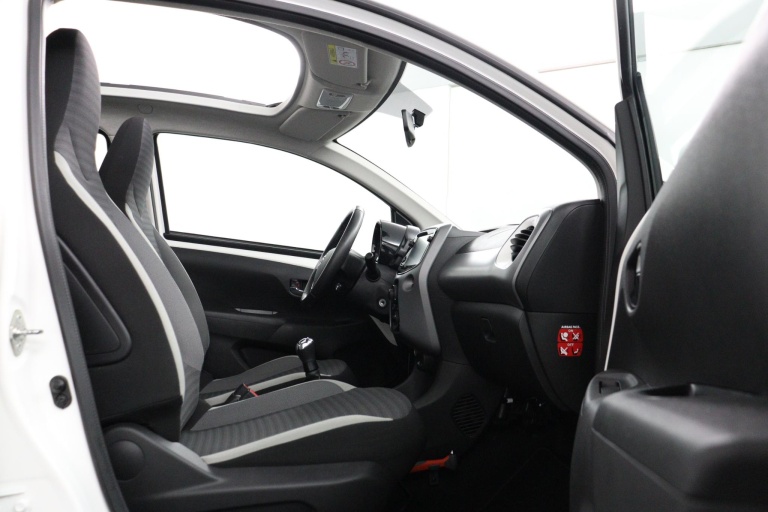 Toyota Aygo - 1.0 VVT-i x-play 19