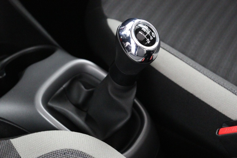 Toyota Aygo - 1.0 VVT-i x-play 25