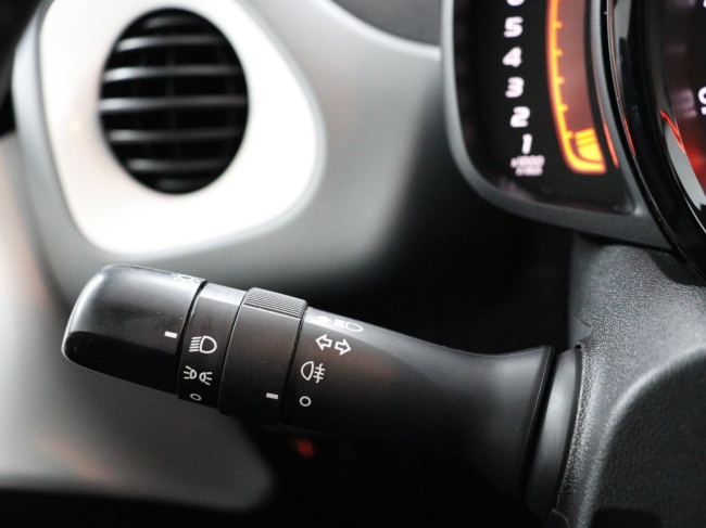 Toyota Aygo - 1.0 VVT-i x-play