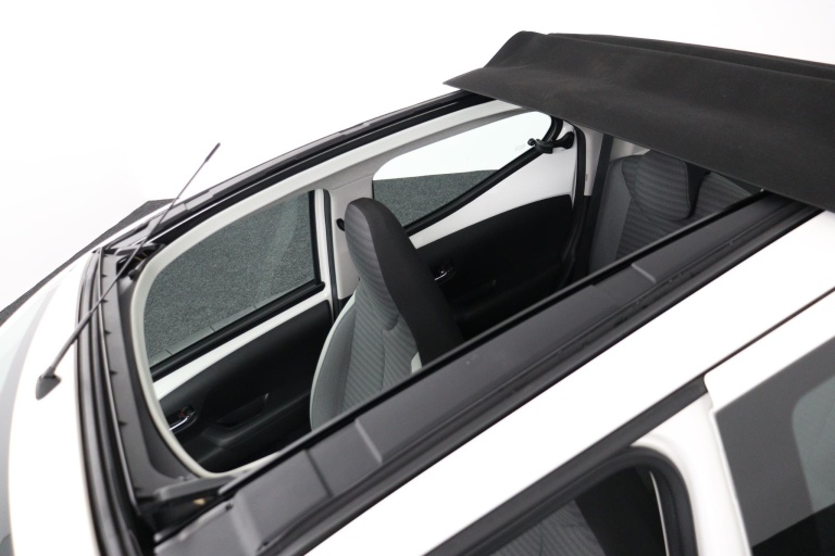 Toyota Aygo - 1.0 VVT-i x-play 35