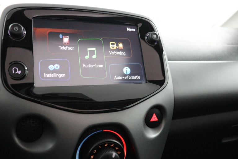 Toyota Aygo - 1.0 VVT-i x-play 37