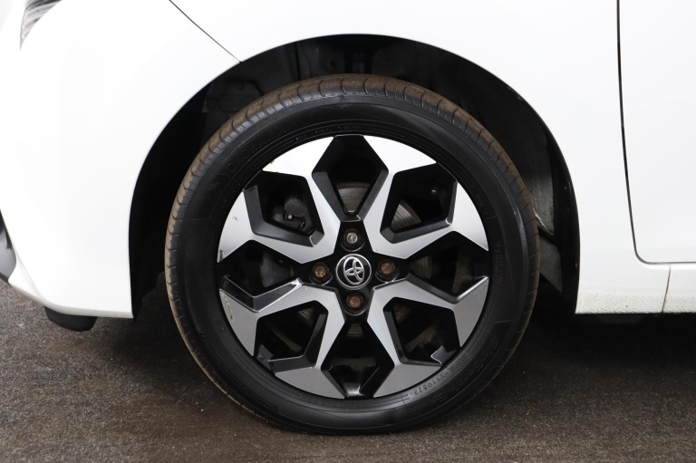 Toyota Aygo - 1.0 VVT-i x-joy 35