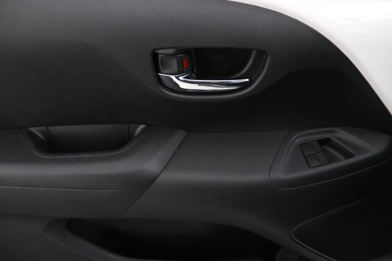 Toyota Aygo - 1.0 VVT-i x-play 27