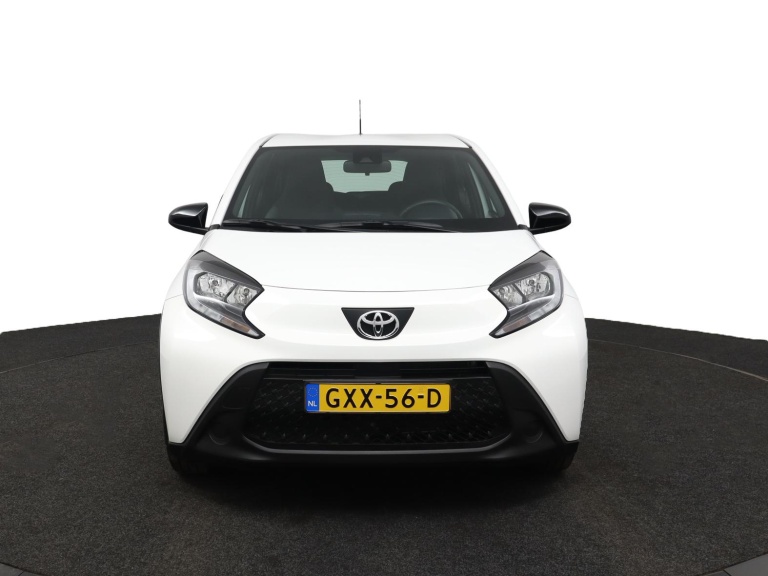 Toyota Aygo X - 1.0 VVT-i S-CVT Play 16