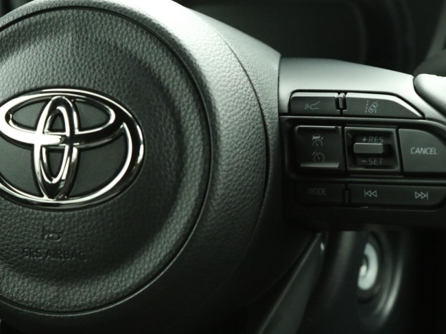 Toyota Aygo X - 1.0 VVT-i S-CVT Play