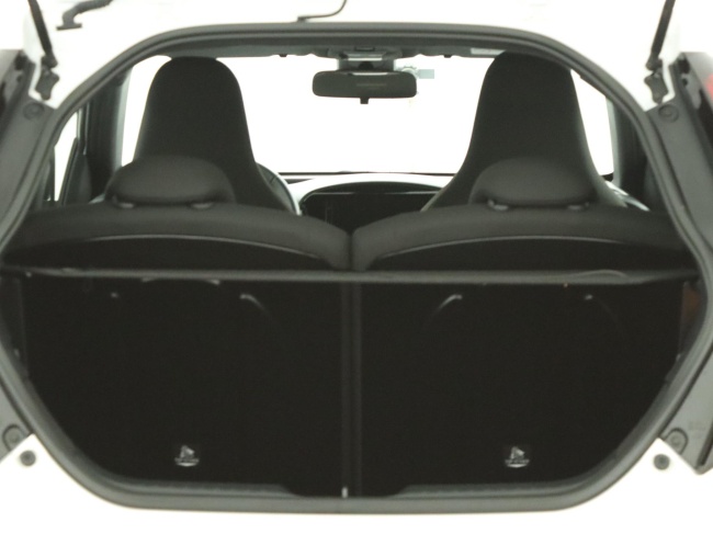 Toyota Aygo X - 1.0 VVT-i S-CVT Play